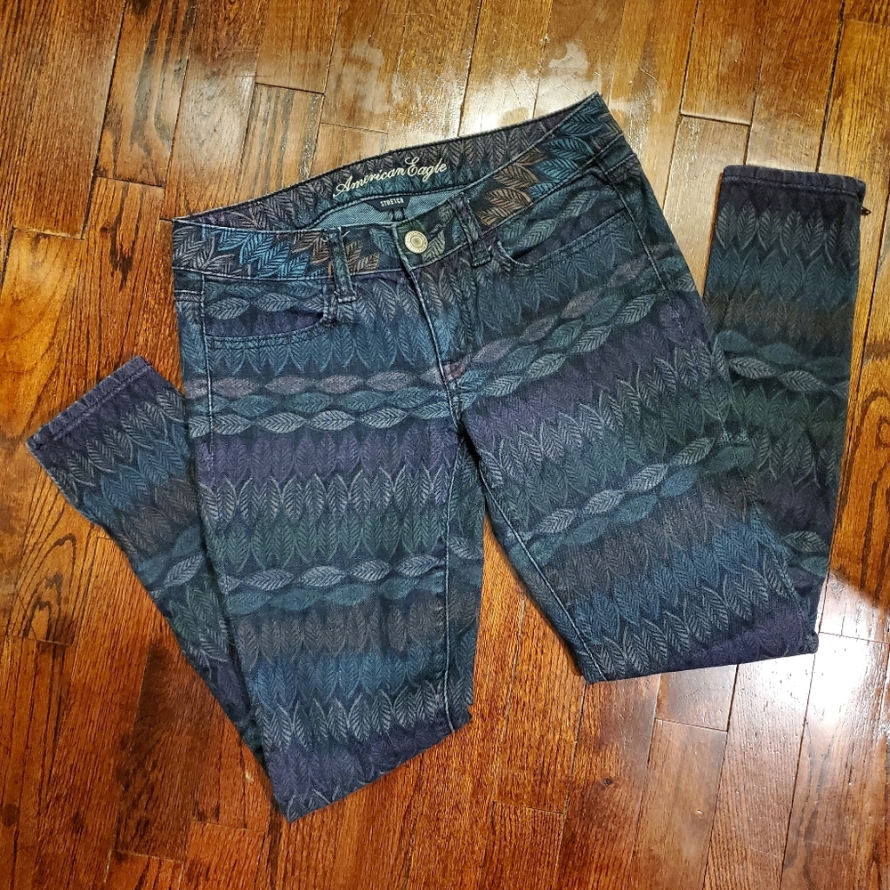 American Eagle printed jeans size 4